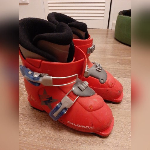 Zdjęcie oferty: Buty narciarskie Salomon 18/19,5