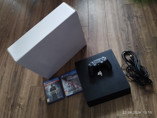 Zdjęcie oferty: Konsola Sony PlayStation 4 Pro 1TB z grami 