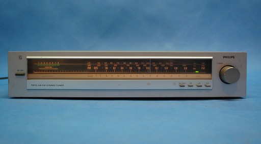 Zdjęcie oferty: Philips F2110  AM/FM Stereo Tuner - okazja