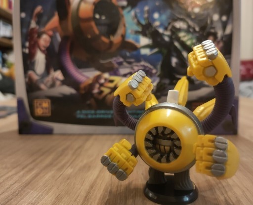 Zdjęcie oferty: Gekido bot battles (CMON), mała gra, duże fugurki