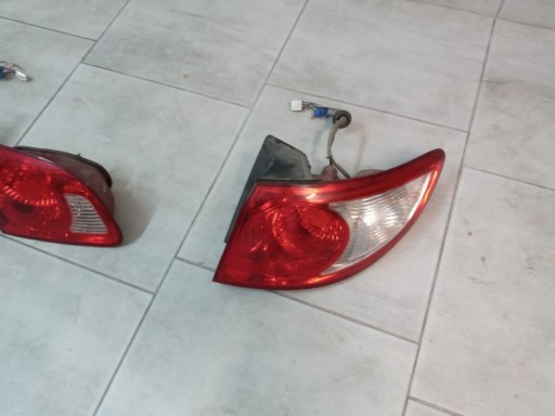 Zdjęcie oferty: Lampy tyl hyundai santa fe 2