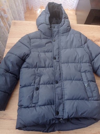 Zdjęcie oferty: Pikowana kurtka dla chłopca rozmiar 128