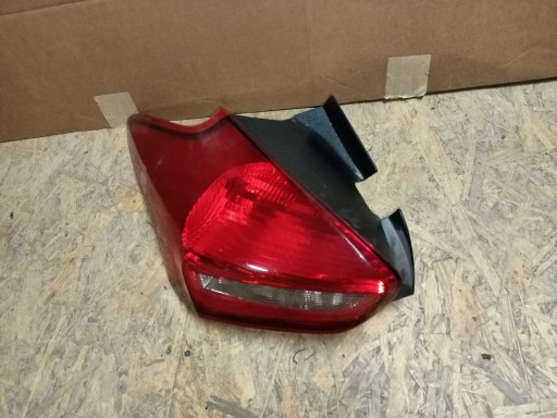 Zdjęcie oferty: Lampa Ford Focus MK2 lewa tylna