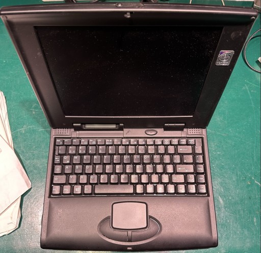 Zdjęcie oferty: Retro laptop Network 6200AT Pentium