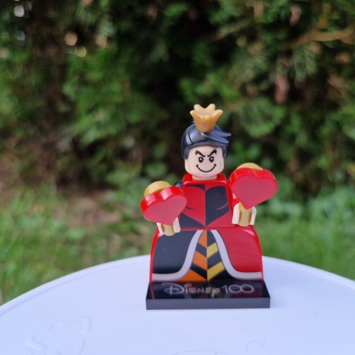 Zdjęcie oferty: Lego Minifigures 71038 Disney Królowa Kier #7