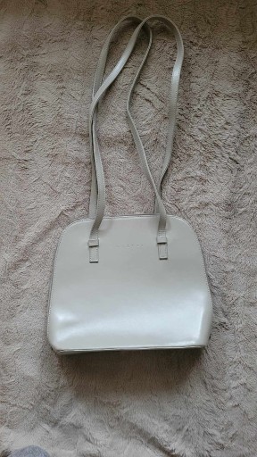 Zdjęcie oferty: L credi włoska torebka na ramię