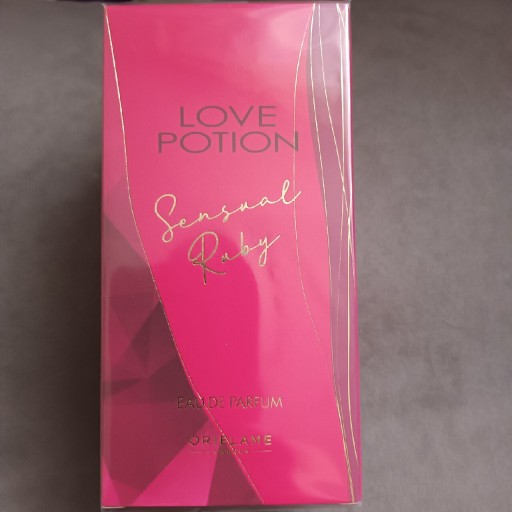 Zdjęcie oferty: Woda Love Potion Sensual Ruby Oriflame 