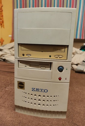 Zdjęcie oferty: Pentium III 800, 512mb, 20gb HDD, SB128, GF 2MX400