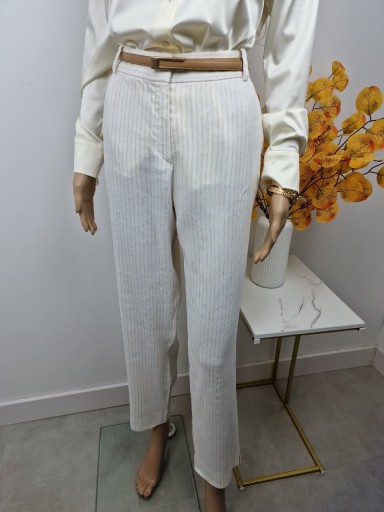 Zdjęcie oferty: Spodnie proste w paski z wysokim stanem na okazję eleganckie Massimo Dutti