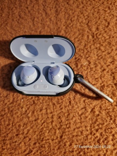 Zdjęcie oferty: SŁuchawki SAMSUNG BUDS +