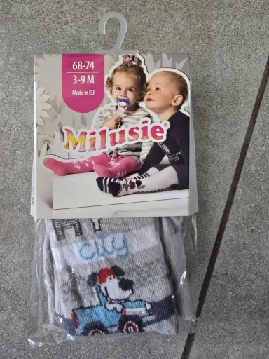 Zdjęcie oferty: Rajstopy dla chłopca z aplikacją 68/74