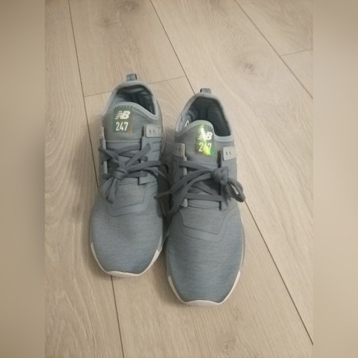 Zdjęcie oferty: Buty New Balance Nowe model 247 roz. 37,5