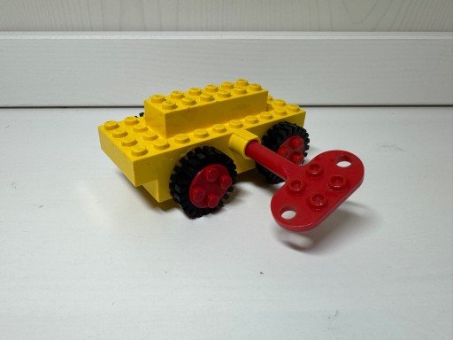 Zdjęcie oferty: LEGO classic town; zestaw 890 Wind-Up Motor