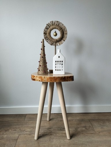 Zdjęcie oferty: Stolik z plastra drewna brzozy