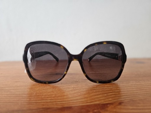 Zdjęcie oferty: Damskie okulary przeciwsłoneczne Tommy Hilfiger