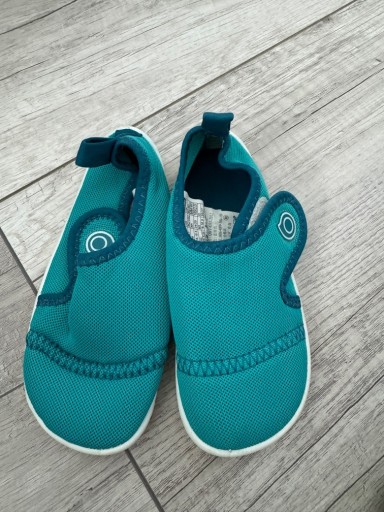 Zdjęcie oferty: Buty do wody aquashoes decathlon r. 26 27