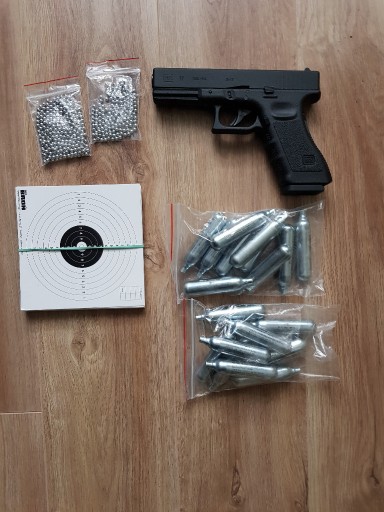 Zdjęcie oferty: Wiatrówka Pistolet Glock 17 Blow Back 4,5mm 