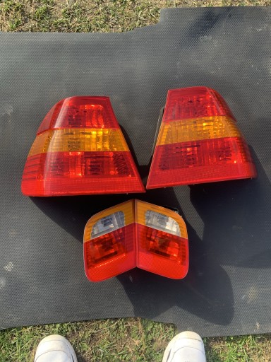 Zdjęcie oferty: Lampy Tylne BMW e46 polift