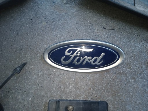 Zdjęcie oferty: Znaczek przedni Ford Mondeo mk5 spojlery dolne zde