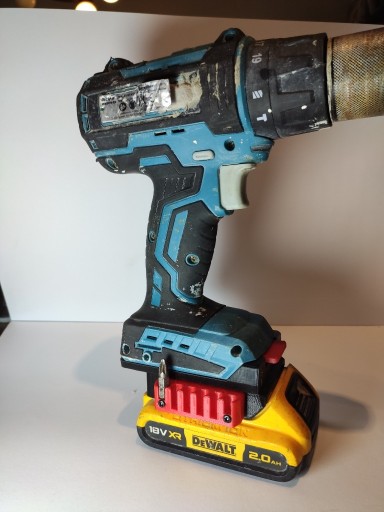 Zdjęcie oferty: Adapter przejściówka baterii Dewalt 18V XR do Dedra SAS+ALL 18V