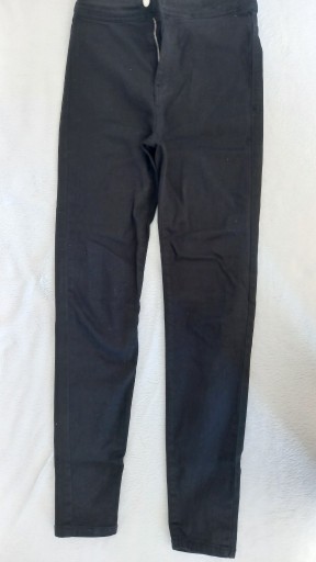 Zdjęcie oferty: Spodnie dziewczęce, czarny jeans, Bershka, 152-158