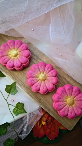 Zdjęcie oferty: Kula do kąpieli "Stokrotka". Ręcznie robiona