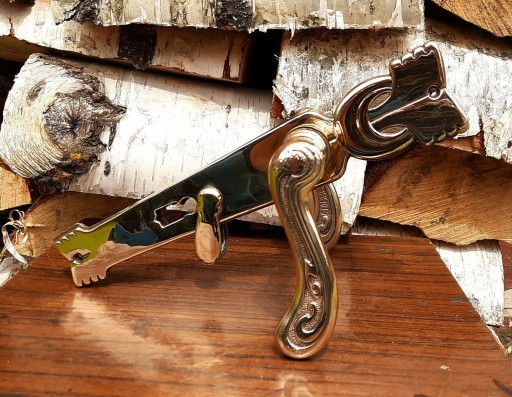Zdjęcie oferty: Klamki mosiężne drzwiowe  przedwojenne  secesyjne 