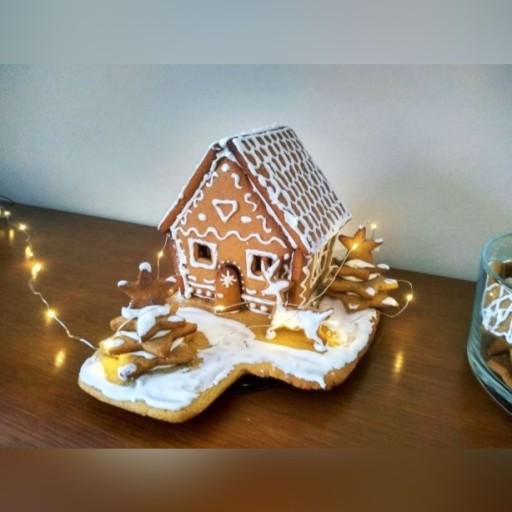 Zdjęcie oferty: Chatka z piernika ozdoba świąteczna
