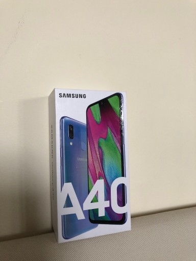 Zdjęcie oferty: Samsung Galaxy A40 64GB