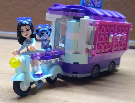 Zdjęcie oferty: LEGO Friends - 41332 - Stoisko z rysunkami Emmy