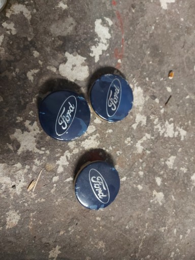 Zdjęcie oferty: Ford dekielki kapselki 