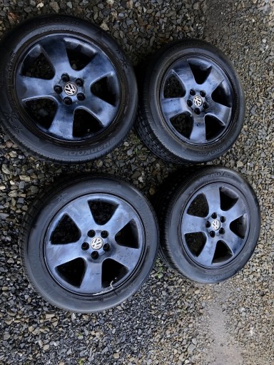 Zdjęcie oferty: Felgi do VW Golf 16” 5x100