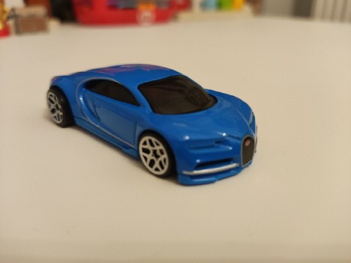 Zdjęcie oferty: Hot Wheels Bugatti Chiron