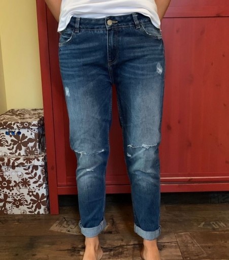 Zdjęcie oferty: Damskie jeansy Reserved typu Boyfriend r. 36