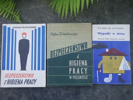 Zdjęcie oferty: Trzy książki o BHP w PRL