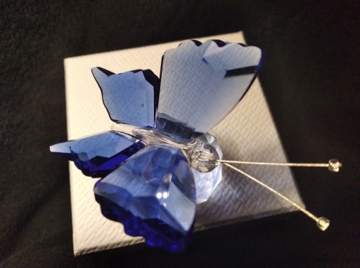 Zdjęcie oferty: Niebieski motyl kryształowy, szkło, figurka