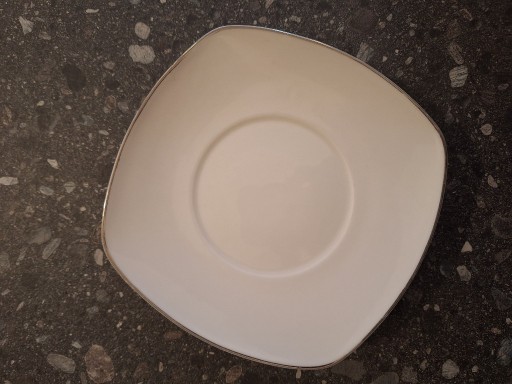 Zdjęcie oferty: 4szt spodek pod filiżankę ambition platinum 