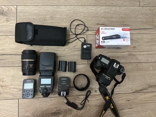 Zdjęcie oferty: Nikon D7200 +50mm F1.4G + 90mm +lampa +wyzwalacze