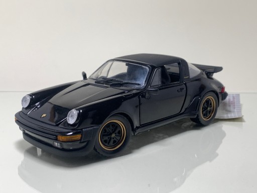 Zdjęcie oferty: 1988 Porsche 911 Targa 1:24 Model Franklin Mint 