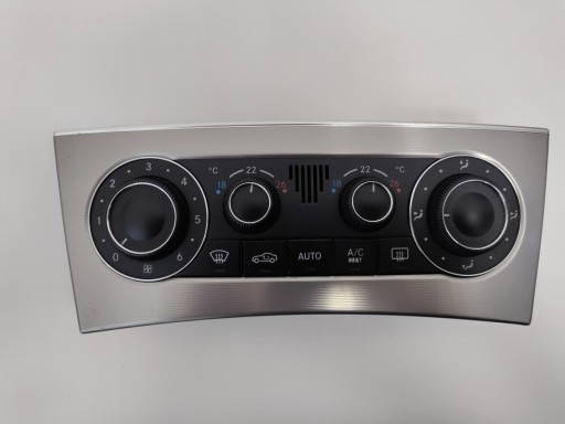 Zdjęcie oferty: Panel klimatyzacji Mercedes W203 lift A2038304185