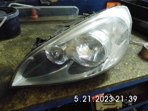 Zdjęcie oferty: volvo s60 v60 lampa przednia lewa h7