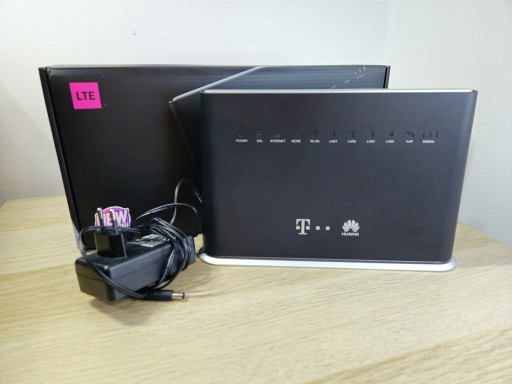 Zdjęcie oferty: Router HUAWEI HA35-22 karta SIM 4G LTE ADSL VDSL WIFI 2,4/5 AC1200 4xGE USB