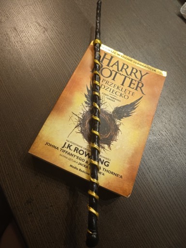 Zdjęcie oferty: Różdżka Harry Potter czarodziej 