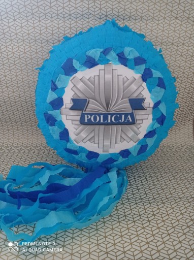 Zdjęcie oferty: Piniata urodzinowa odznaka policyjna 