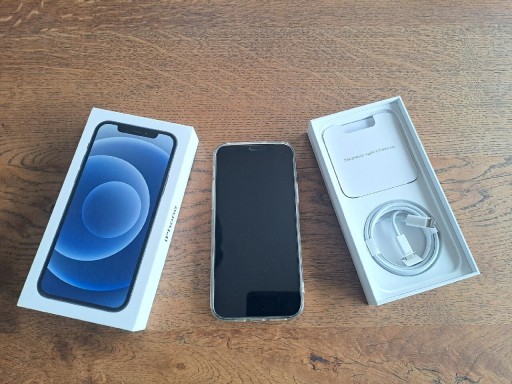 Zdjęcie oferty: Apple iPhone 12 64Gb (super stan)