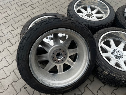 Zdjęcie oferty: Koła do samochodu 4x4 Felgi 22cale