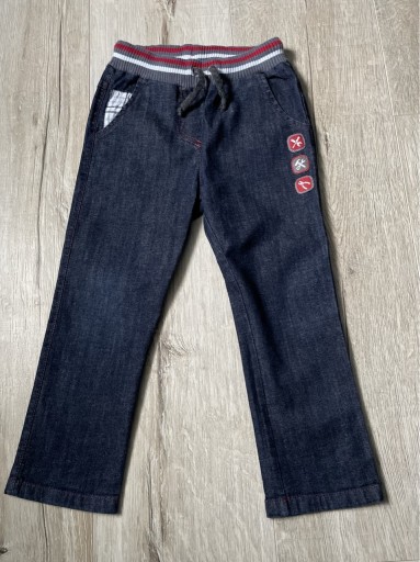Zdjęcie oferty: Spodnie jeansowe 104