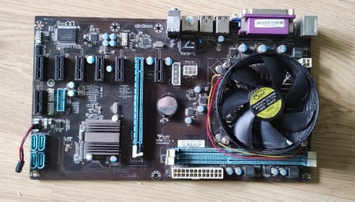 Zdjęcie oferty: Płyta główna HM65-BTC-COMBO C2 Intel Celeron B810