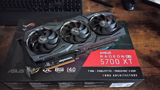 Zdjęcie oferty: ASUS Radeon RX 5700 XT ROG Strix Gaming OC