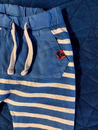 Zdjęcie oferty: Spodnie dresowe  niebieskie w paski 92 Pepco